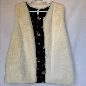 matilda jane faux fur vest XL